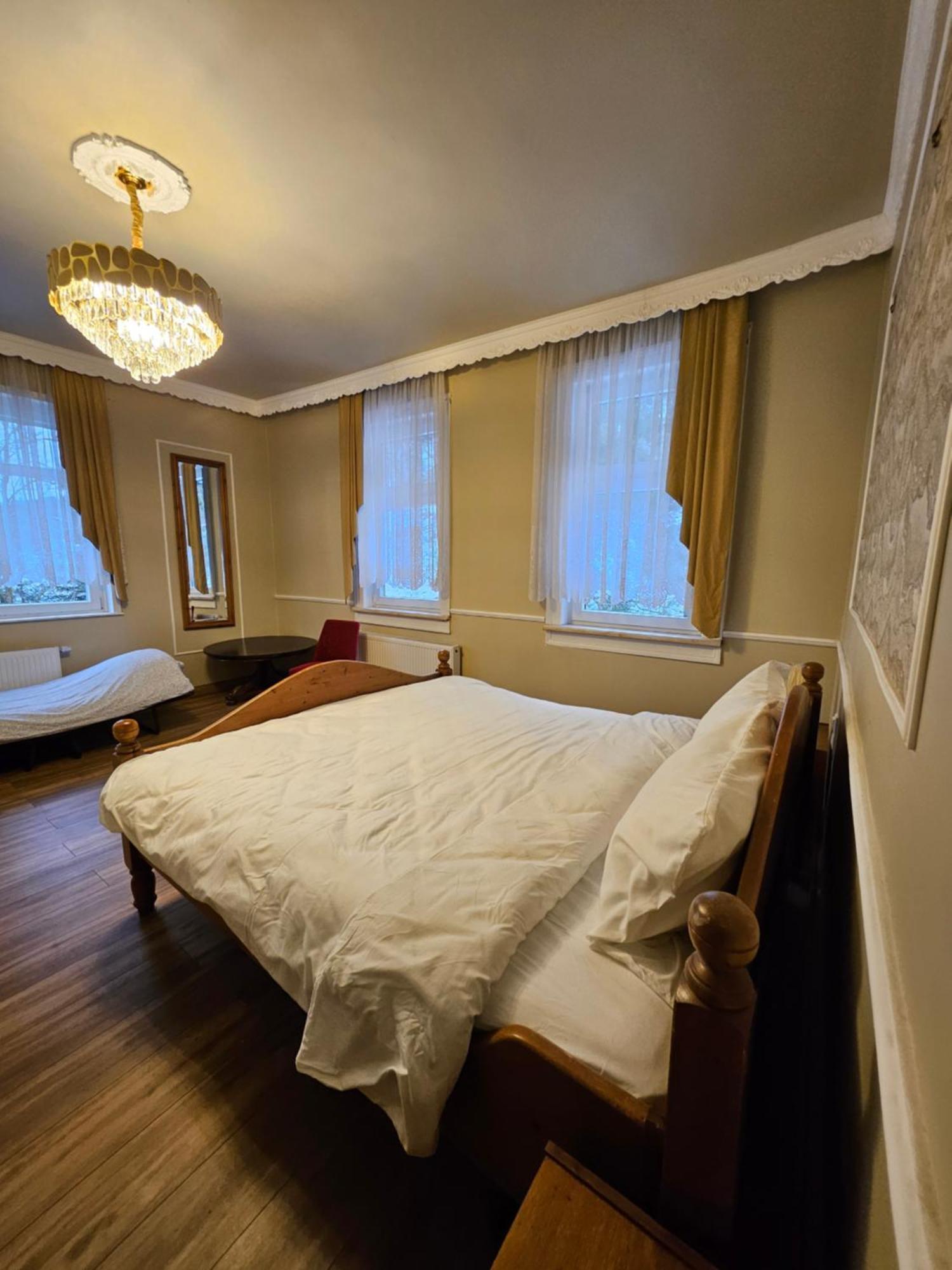 Boutique Hotel Am Bahndamm Нойгаус-ам-Реннвеґ Екстер'єр фото